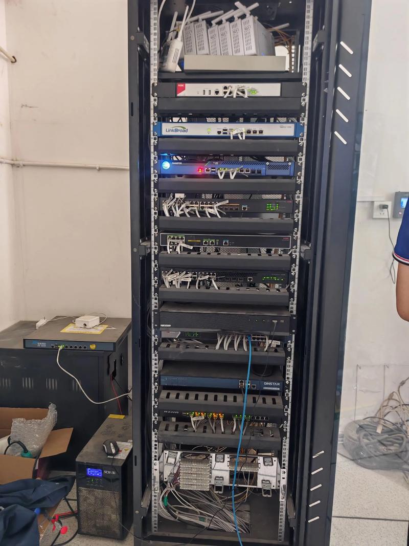 揭秘中小型工厂如何通过弱电工程优化生产流程